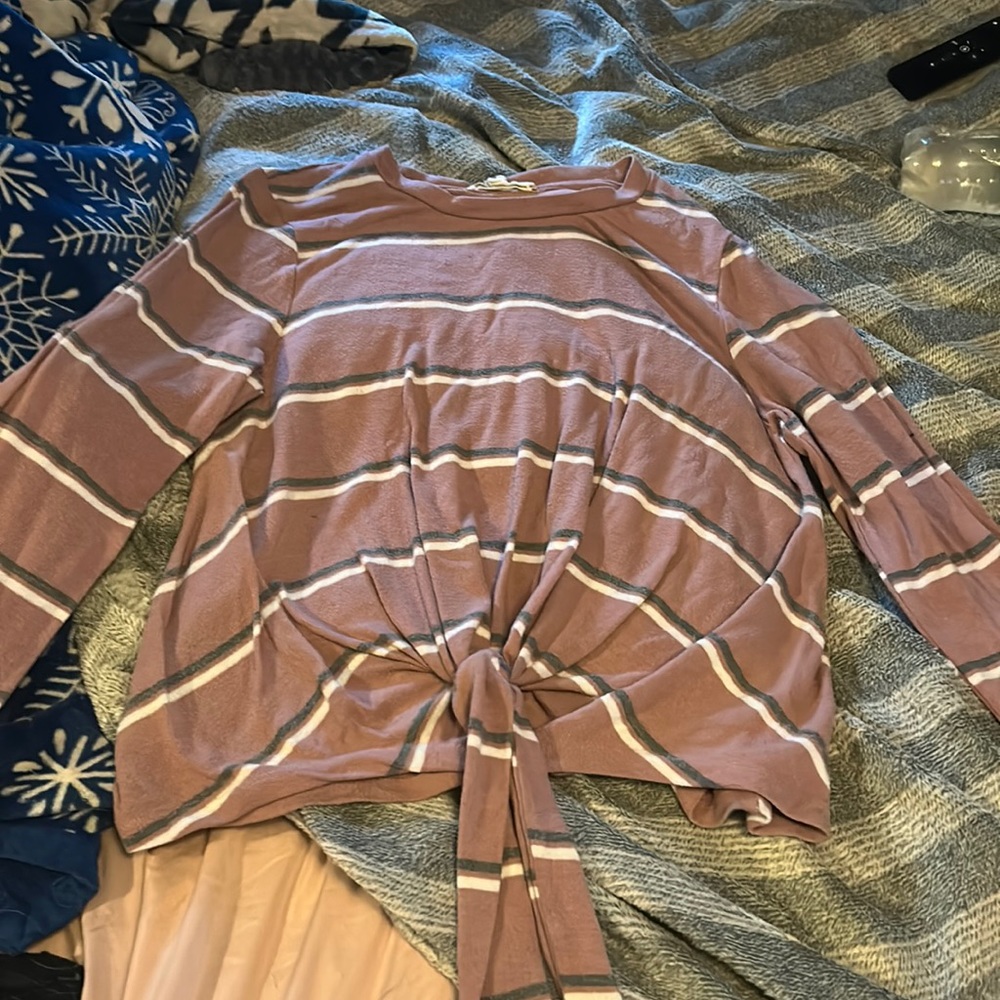 Pink Rose shirt. Size L